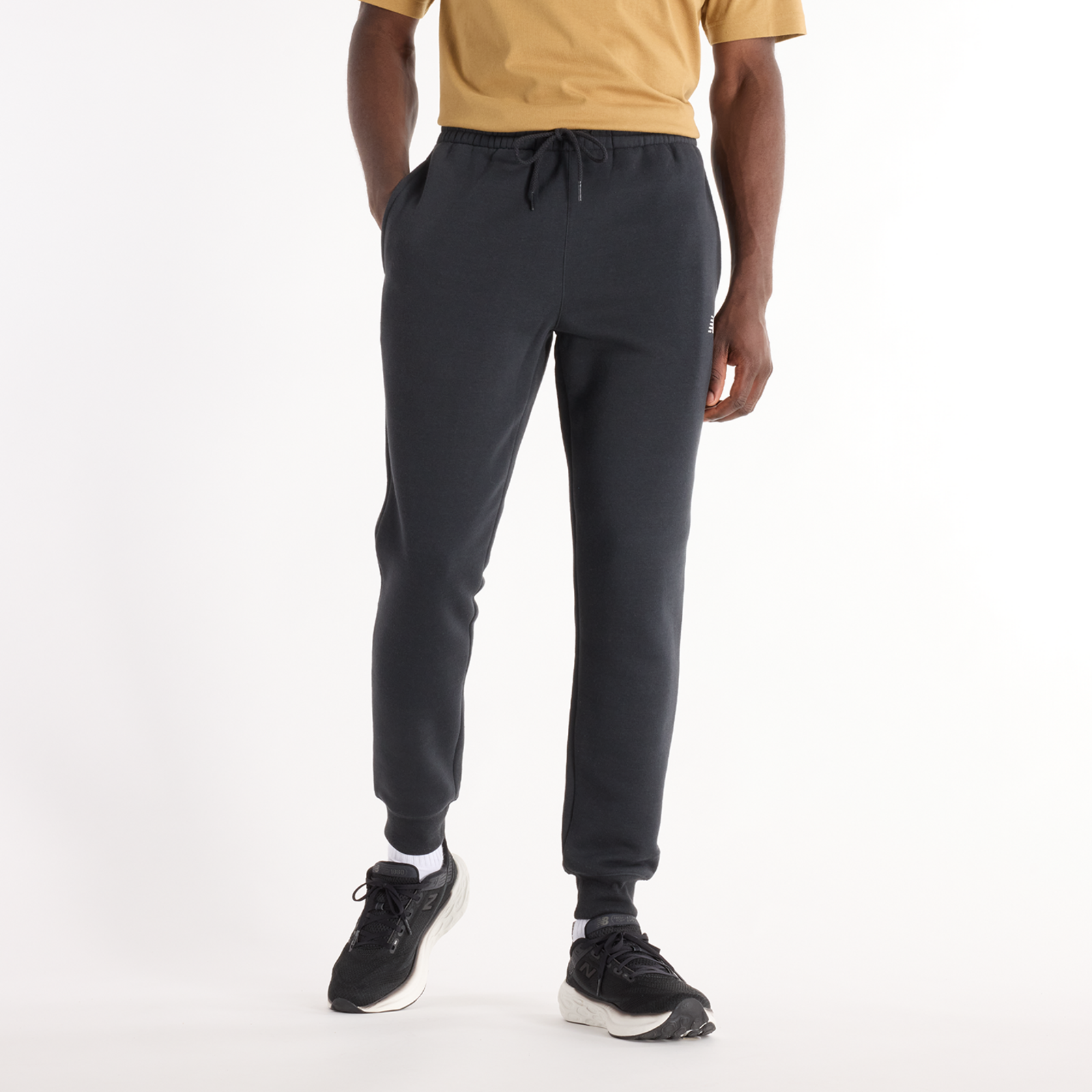 New Balance Sport Fleece Jogger Regular Fit Herren, schwarz, Grösse: S