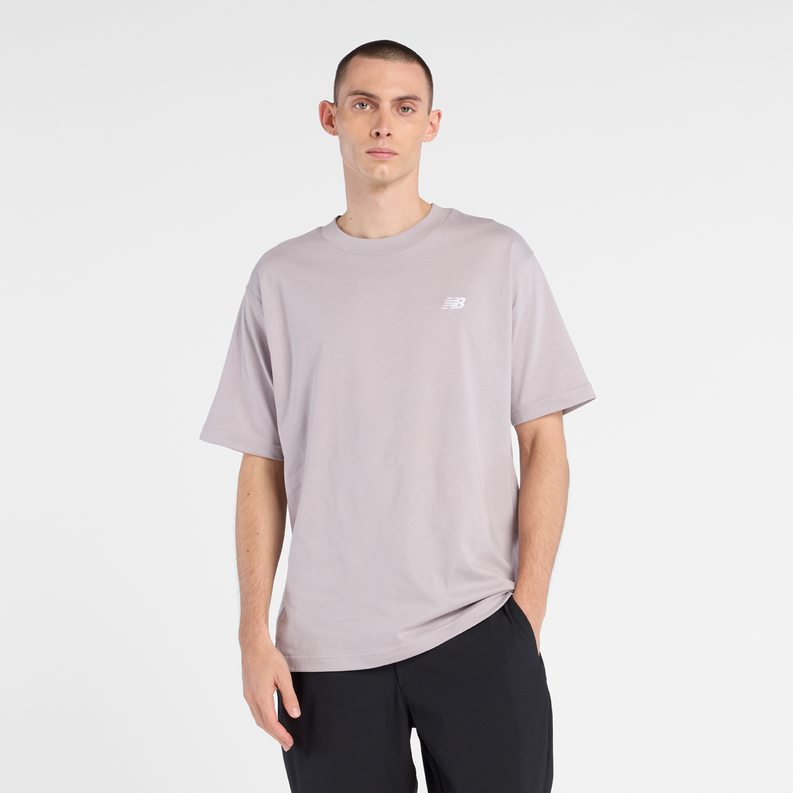 New Balance Sport Essentials Small Logo T-Shirt Relaxed Fit Herren, truffle salt, Grösse: S