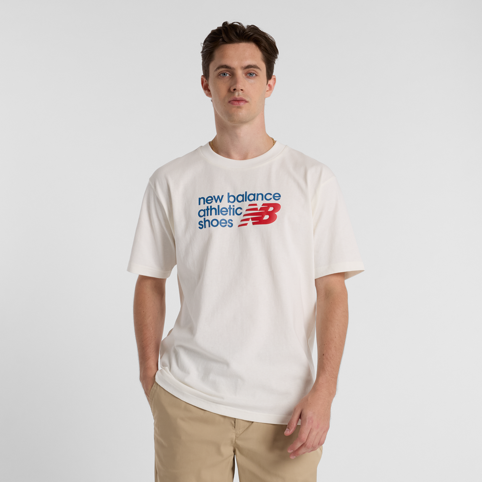 New Balance Athletics Premium Chest Logo T-Shirt Relaxed Fit Herren, sea salt, Grösse: XXL
