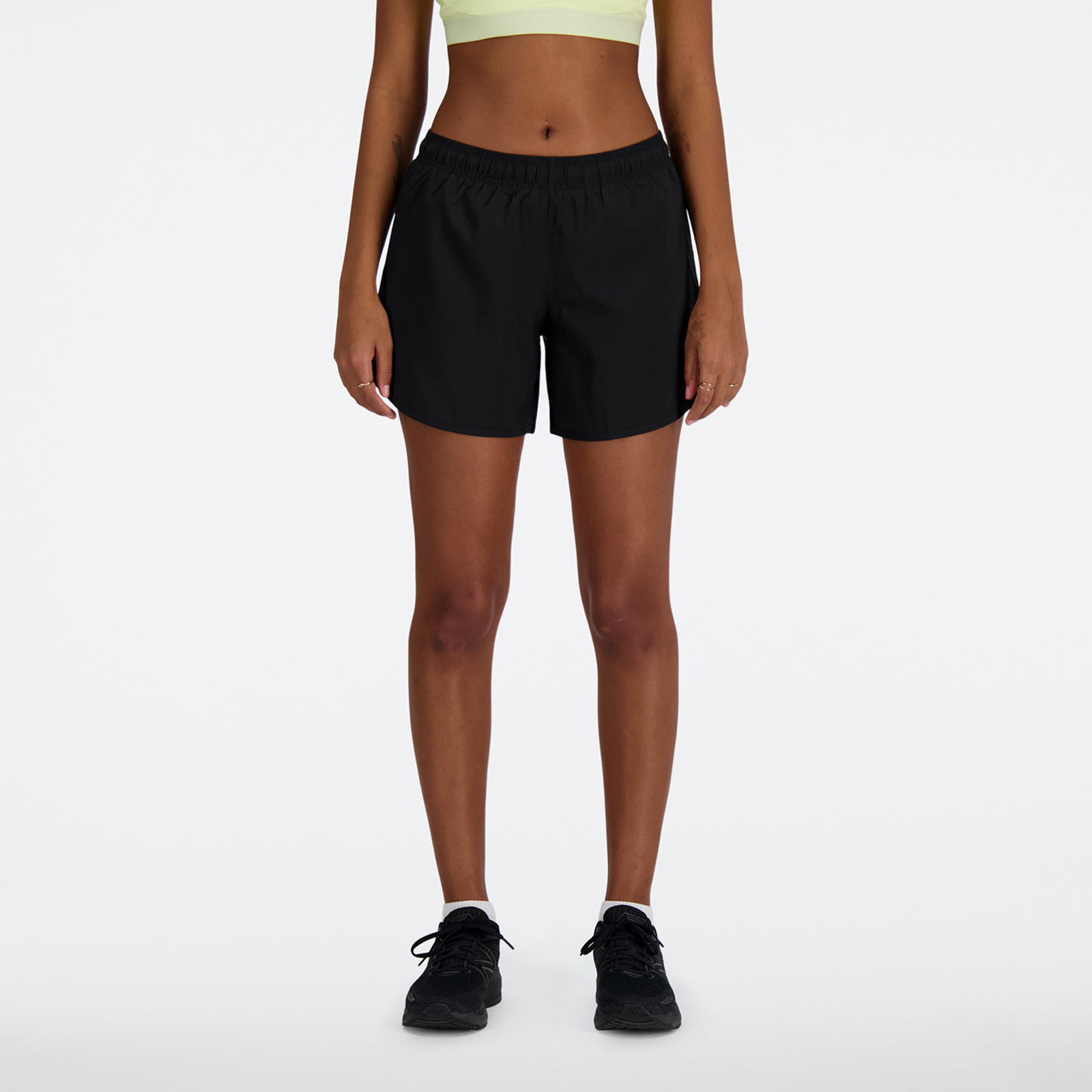 New Balance W Sport Essentials Short 5 Inch Regular Fit Damen, black, Grösse: L