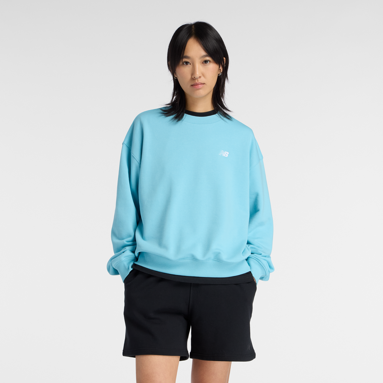 New Balance W Sport Essentials French Terry Small Logo Crew Oversized Fit Damen, taffy blue, Grösse: L