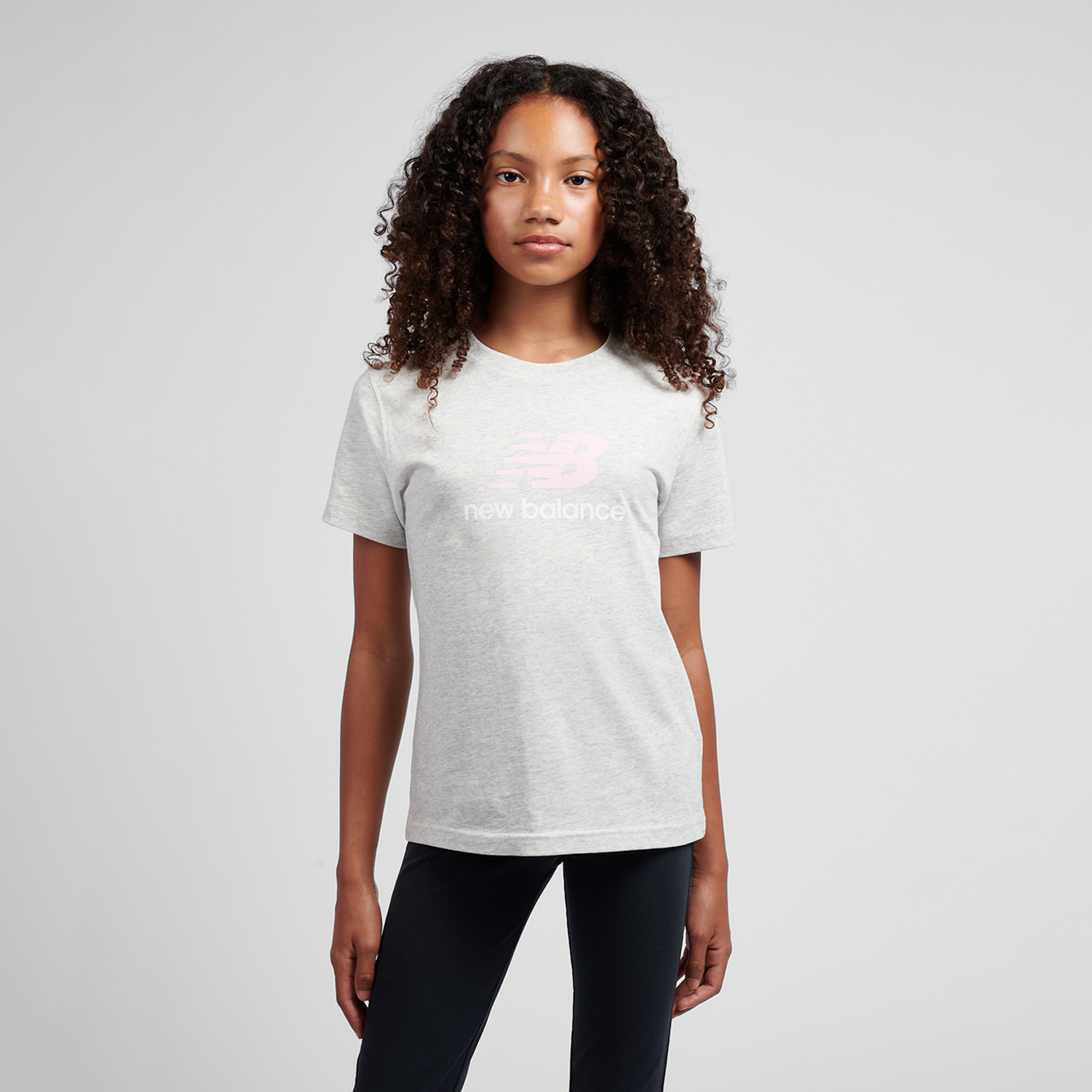 New Balance G NEW BALANCE JERSEY STACKED LOGO TEE  Mädchen, ash heather, Grösse: 15-16 Years