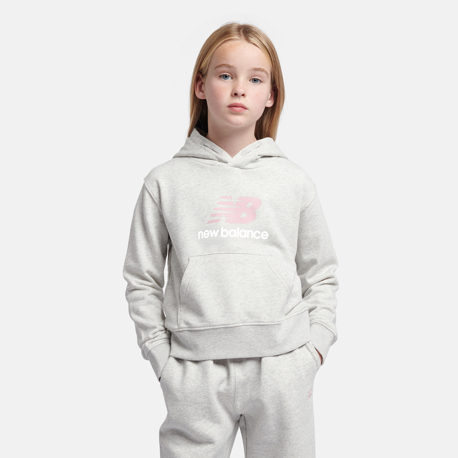 New Balance G NEW BALANCE FT STACKED LOGO HOODIE  Mädchen, ash heather, Grösse: 15-16 Years