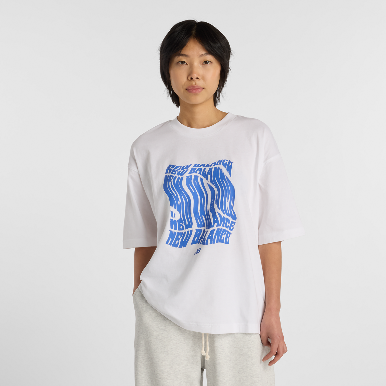 New Balance New Balance W Wavey Relaxed T-Shirt Damen, weiss, Grösse: XS  Damen, weiss, Grösse: XS